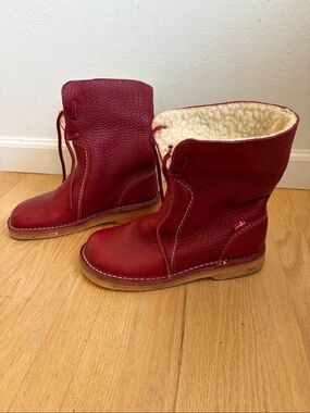 Duck Feet boots size 41 red shearling gum sole Arhus